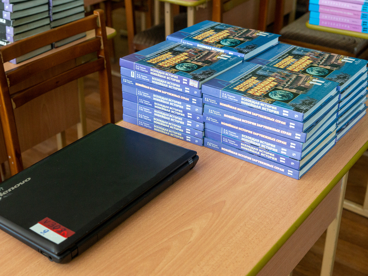 В Думе призвали включить в учебники по истории темы операций СВО