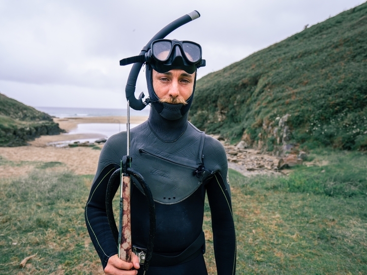 Водолазы-строители: как в Магадане возводят Морской туристический центр в условиях экстремальной погоды