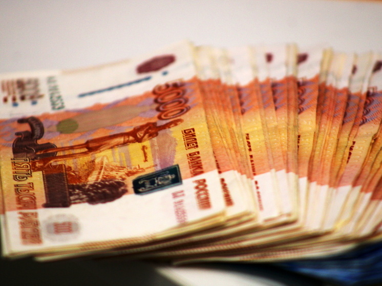 Омич перевёл крупную сумму на «безопасный» счёт и потерял деньги