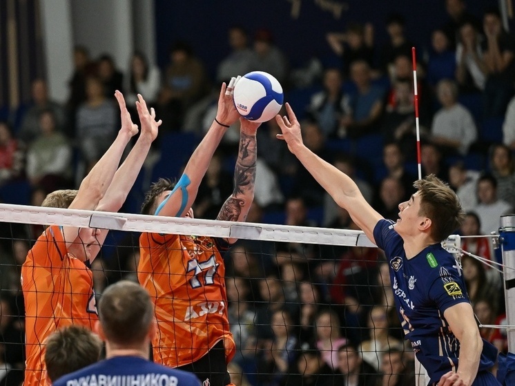 Воллейболисты Кузбасса проиграли Оренбуржью