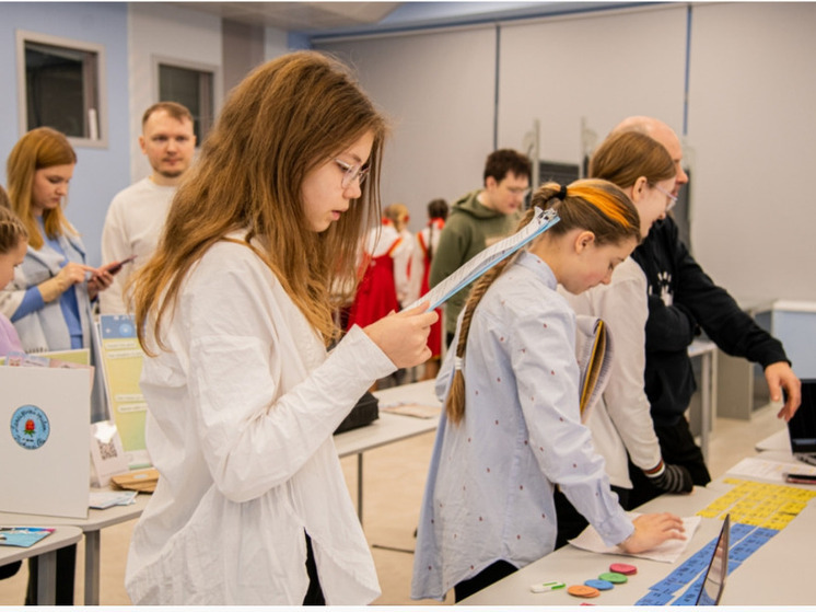 Талантливых мурманских школьников поддержали грантами