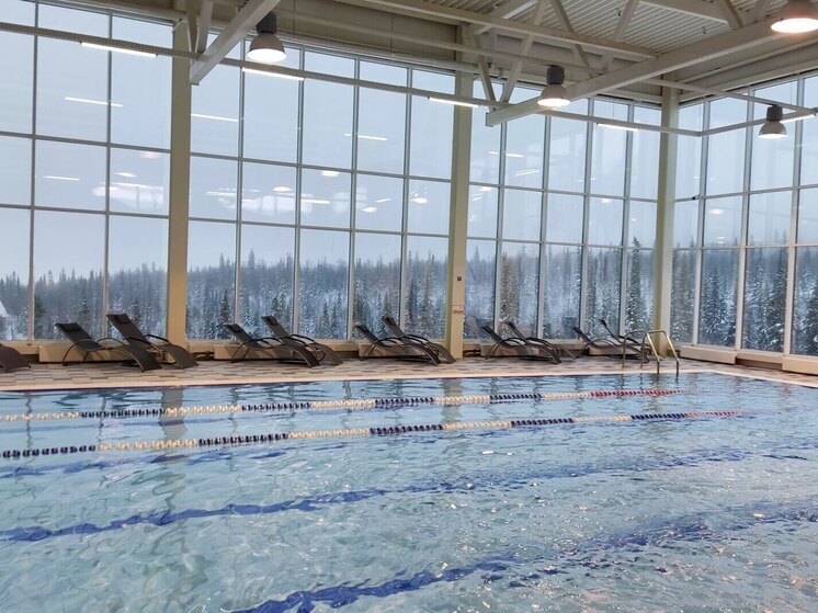 Роспотребнадзор Петербурга напомнил правила безопасности в бассейне