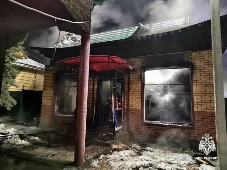 Спасатели ликвидировали пожар в дацане на Верхней Березовке в Улан-Удэ