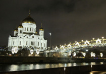 15 декабря (2 декабря по старому стилю) в православном календаре — день памяти одного из ветхозаветных пророков, Аввакума. В народной традиции эта дата получила название Аввакумов день и считалась особым, «тихим» временем, когда граница между мирами истончается, а дом требует особой защиты и спокойствия.