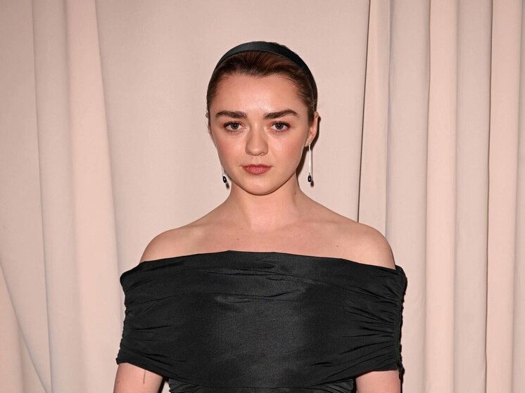 Арья Старк из «Игры престолов» снялась полностью обнаженной