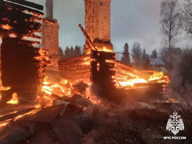 Костромские пожары: в Щелыково сгорел жилой дом