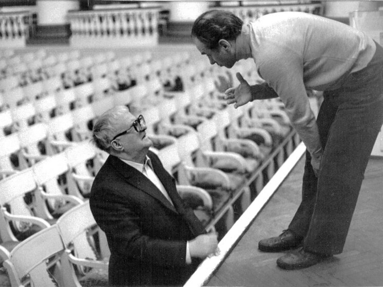 О роли Георгия Свиридова в становлении коллектива, о лучших сочинениях для хора рассказал Тимофей Гольберг