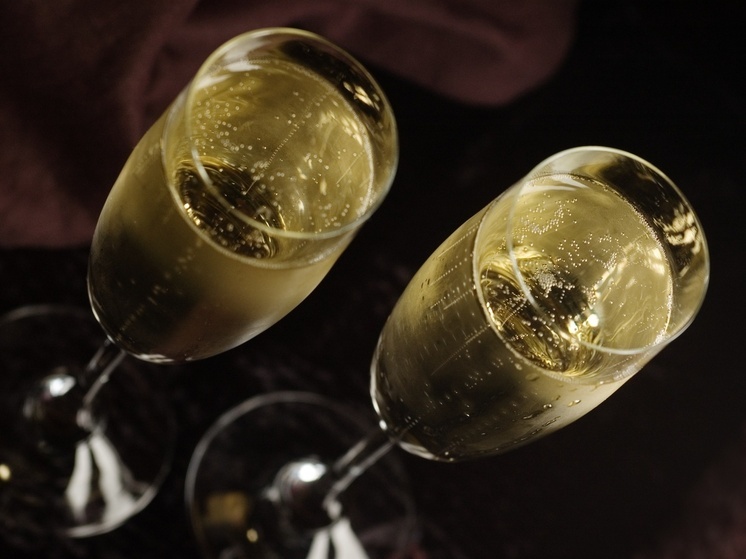 Каждый год какого-нибудь декабря депутаты с друзьями ходят