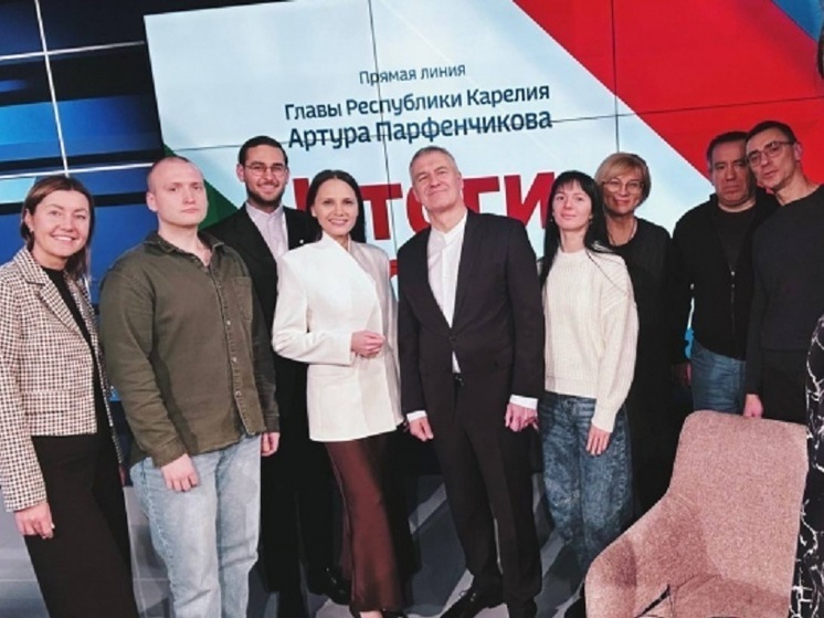 Более тысячи вопросов было получено на «Прямой линии» с руководителем Карелии