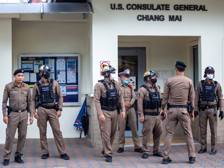 Matichon: в Бангкоке 16-летняя девушка занималась организацией детской проституции