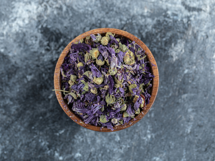 В Роспотребнадзоре рассказали о пользе иван-чая