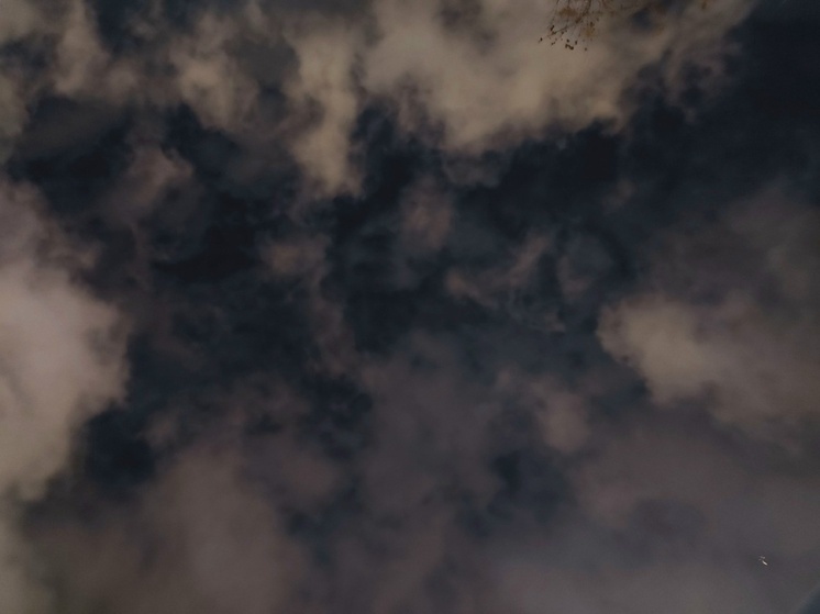 В Ростовской области при ночной атаке дронов пострадал человек