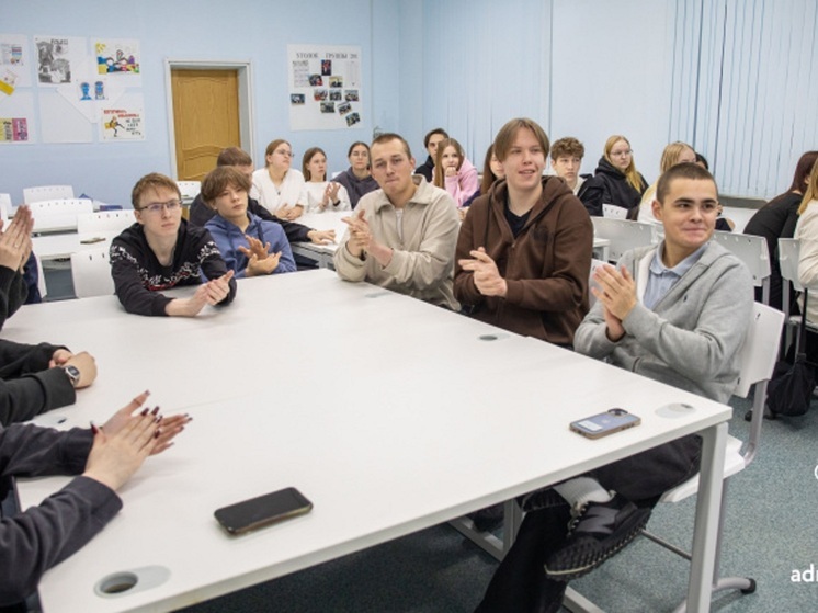 Студенты юридического факультета Ненецкого аграрно-экономического техникума приняли участие в викторине «Своя игра», посвященной Дню Конституции Российской Федерации