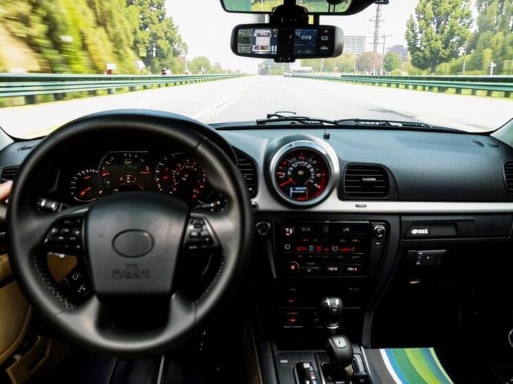 Автоинструктору в Дагестане оштрафовали за передачу руля несовершеннолетнему сыну