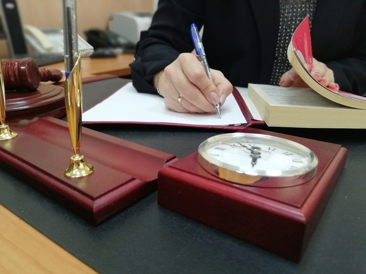 Суд Владимирской области заставил чиновников отремонтировать разбитые дороги в Суздальском районе