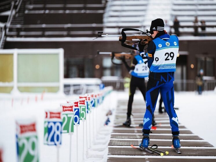 Юные биатлонисты поборолись за призы олимпийских чемпионов в Ханты‑Мансийске