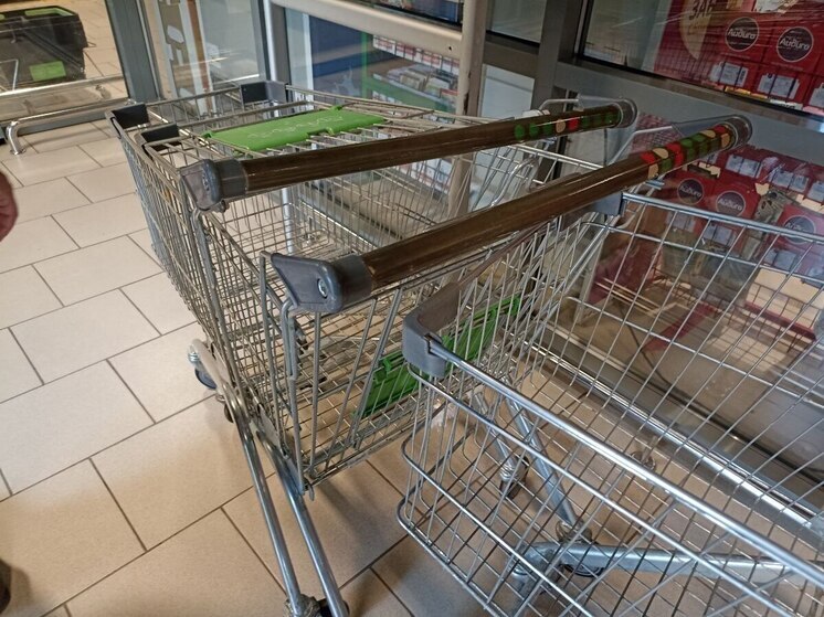 Махинации новгородского кассира обогатили ее на 50 тысяч рублей и привели под суд