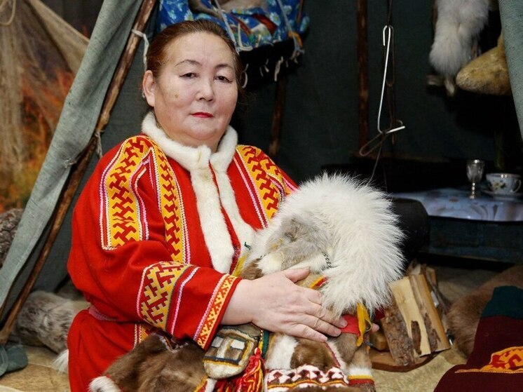 70-летие отмечает известная писательница и Почетный гражданин Тазовского района Надежда Салиндер