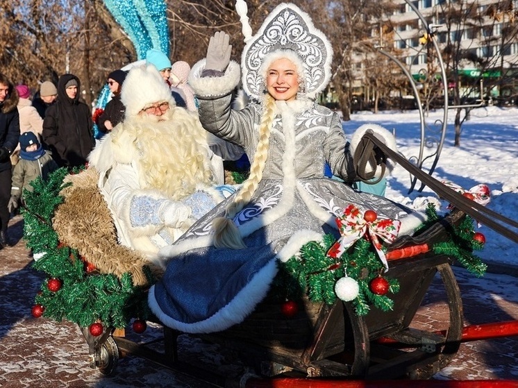 Как праздник пройдет в столице региона? Какие городские мероприятия ждут горожан? Подготовку и празднование Нового года обсудили на пресс-конференции в ИА «Интерфакс» на прошлой неделе начальник управления культуры администрации Иркутска Ольга Стрекаловская и главный государственный инспектор Иркутска по пожарному надзору Артем Тришков