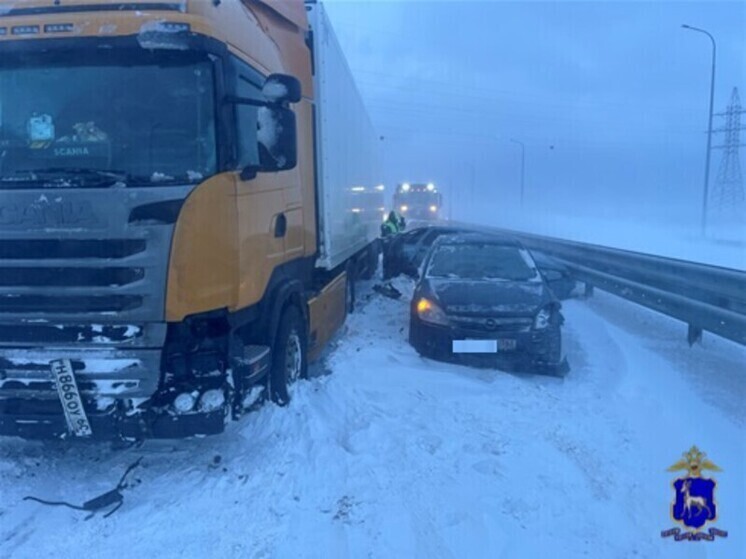 На заснеженных дорогах Самарской области произошли еще 2 ДТП с пострадавшими