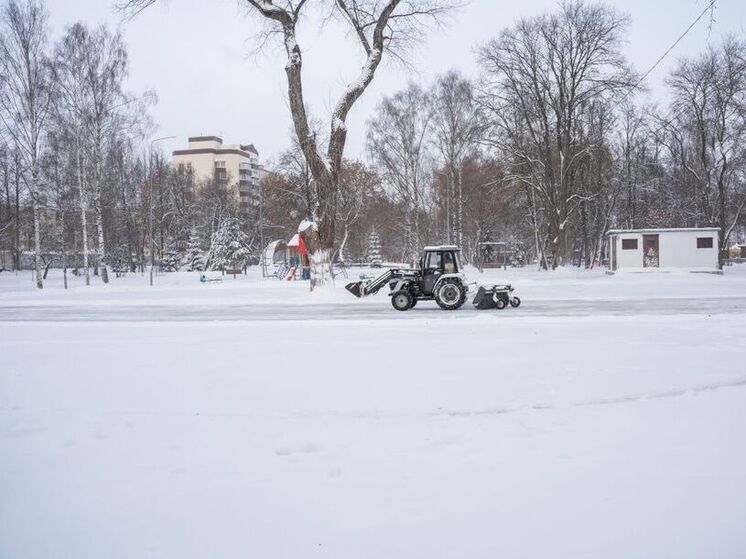 Главный городской каток у Вятской филармонии откроется на этой неделе