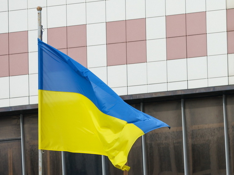 Политолог Коньков: Украина пытается заболтать и затянуть переговоры