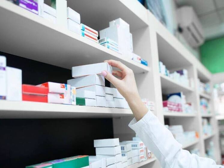 В аптеках Новосибирской области постепенно будут заменять зарубежные лекарства отечественными