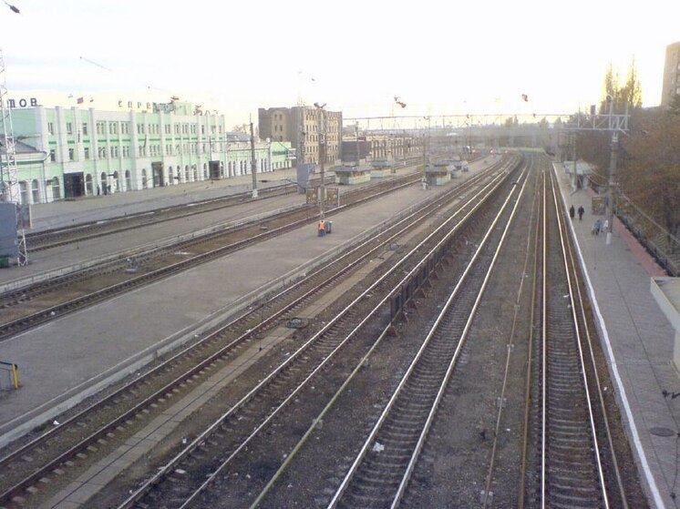 В Энгельсском районе на станции Анисовка загорелся тепловоз