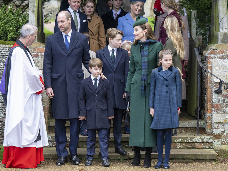 За стенами Сандрингема проходит неофициальное Рождество королевской семьи