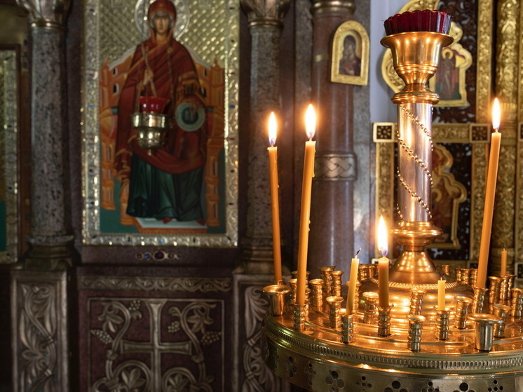 Что делать со старыми иконами: как правильно расстаться со святыней