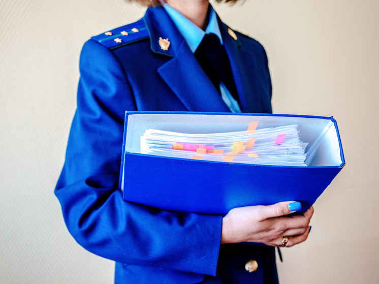 Социальной выплаты для медика добилась прокуратура в Тверской области