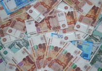 Общая налоговая задолженность населения и бизнеса перед государством выросла на 20% за год и составила 3,3 трлн рублей