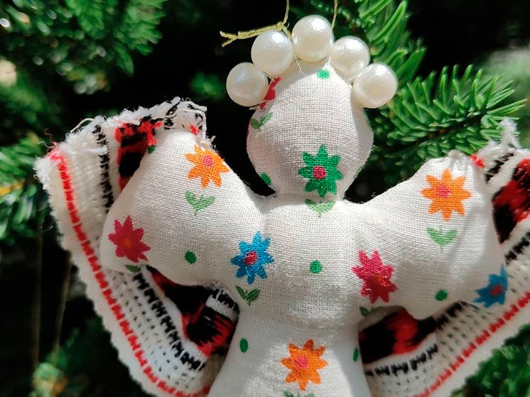 Клуб «Лада» украсил Липецк текстильными игрушками