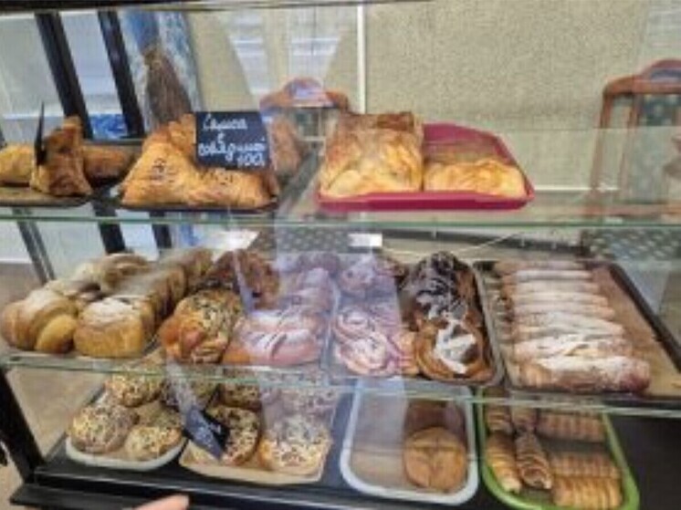 В Орле выявили 4 сомнительных точки продажи шаурмы