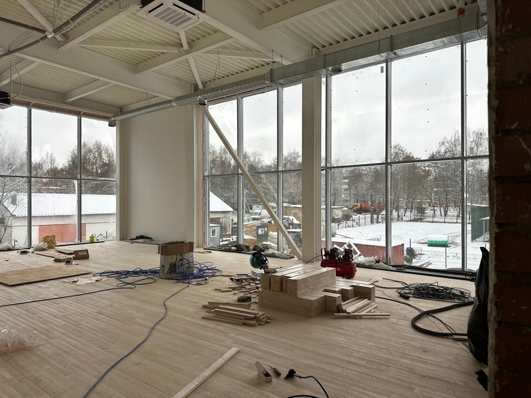 В столице Орловской области в Советском районе продолжается строительство физкультурно – оздоровительного комплекса (ФОК) на улице Матвеева