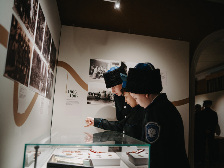 Предметы из фондов Государственного исторического музея Южного Урала представлены на масштабном проекте «Урал — казачий рубеж» в Оренбургском губернаторском историко-краеведческом музее