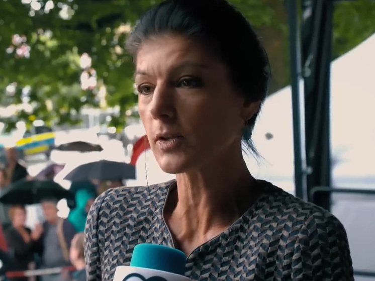 Вагенкнехт: размещение солдат НАТО на Украине привет к конфликту с Россией