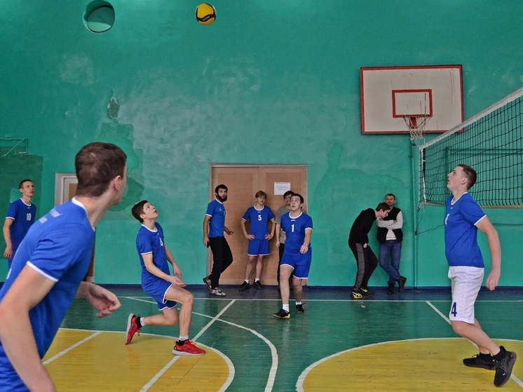 Кубок Героя: в Тамбовской области определили сильнейшие студенческие волейбольные клубы