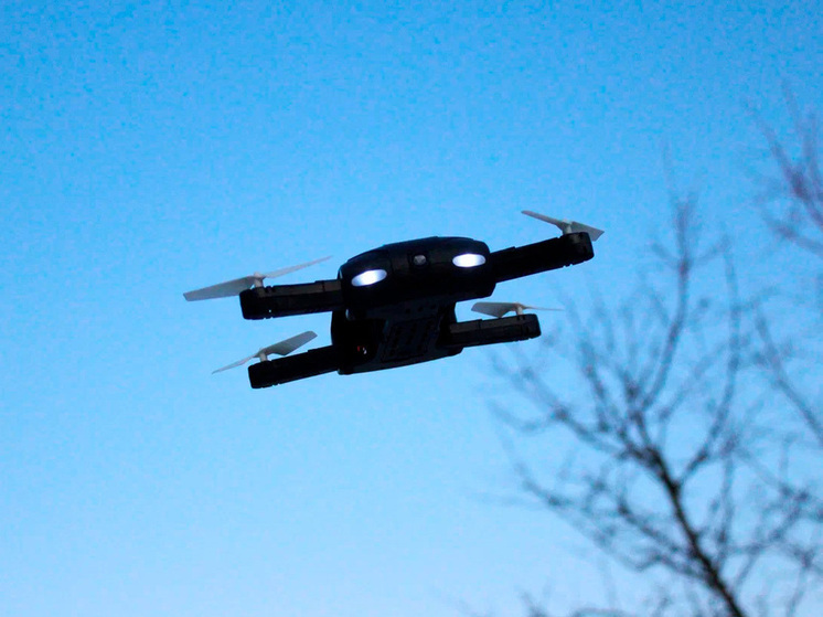 Липецкий аспирант управляет дронами силой мысли