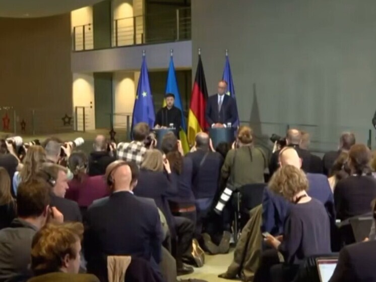 Переводчица ошибочно перевела Зеленскому вопрос о трупах НАТО и ЕС