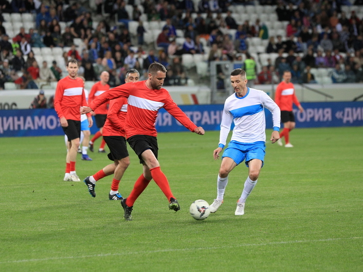 Болеющий раком бывший футболист сборной России Алдонин обратился к болельщикам из больницы