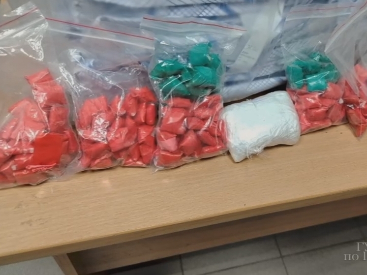 В Перми задержали пару подозреваемых в незаконном обороте наркотиков