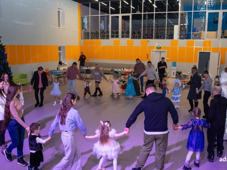 12 декабря зал Молодежного центра превратился в настоящую сказку