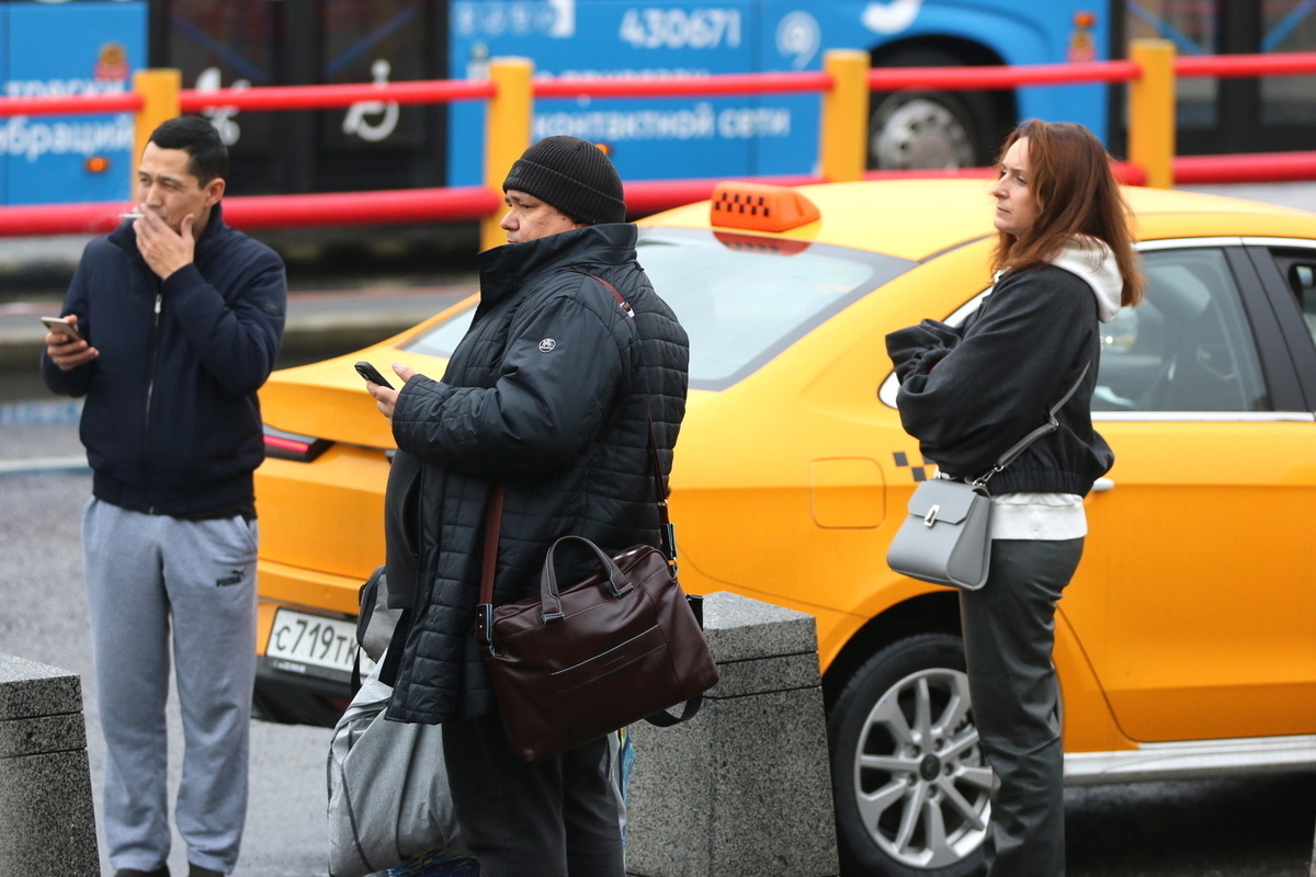 Названы регионы РФ с самыми доступными такси