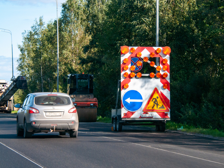 «Коммерсантъ»: в России закрепят приоритет электронных знаков на дорогах