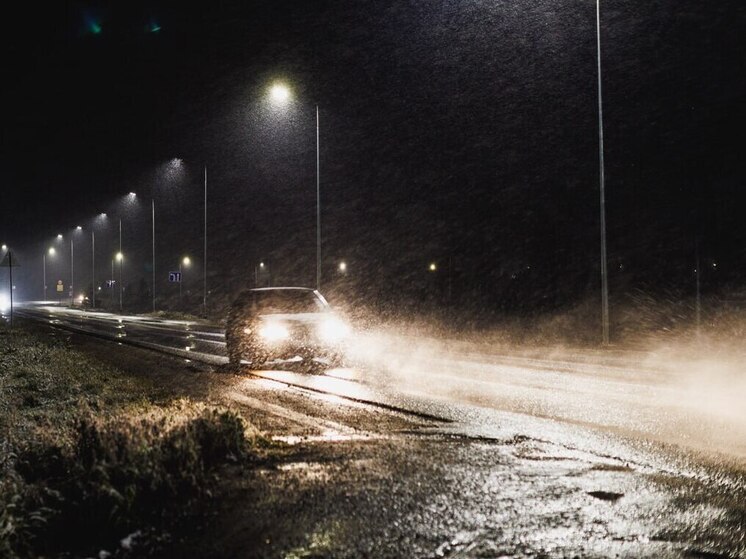 С трассы М-5 в Челябинской области не могут снять ограничения из-за непогоды