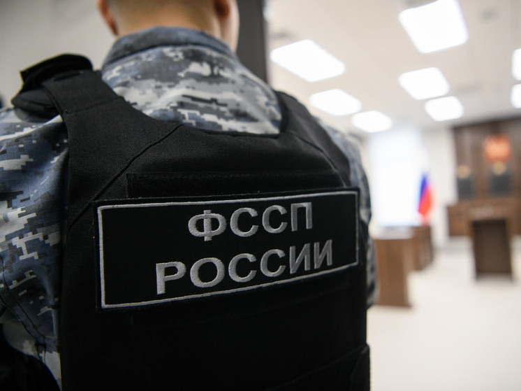 Выезд из России заблокируют при долге в 10 тысяч рублей