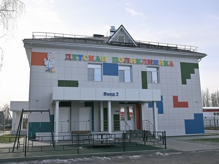 Поликлинику за 171 млн рублей открыли в Бобровском районе Воронежской области