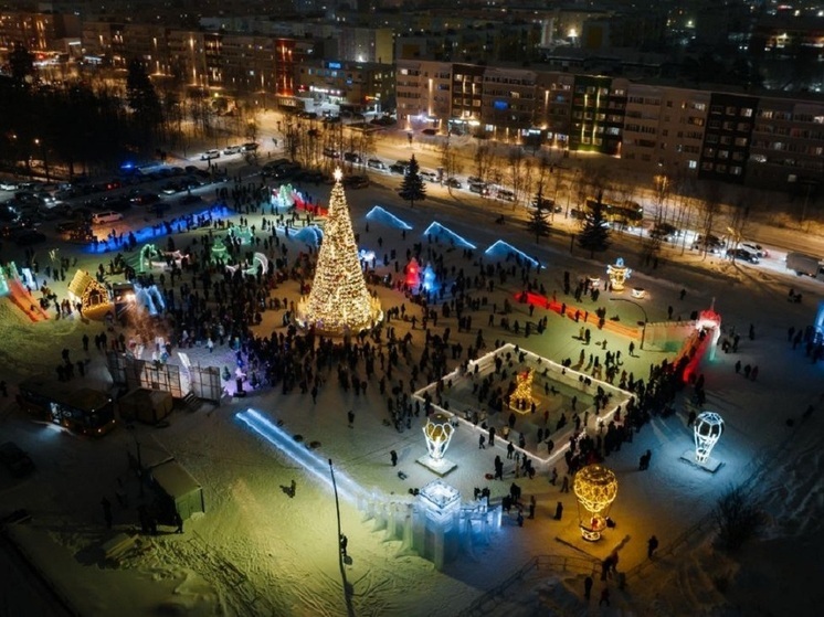 Ледовый городок в Ноябрьске будут закрывать для обслуживания