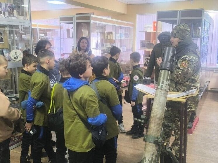 Юные патриоты посетили Ясиноватский музей